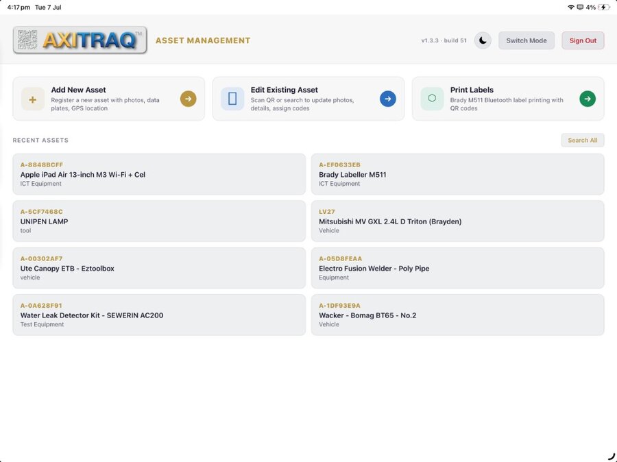 AXITRAQ Tablet App Asset Management dark mode